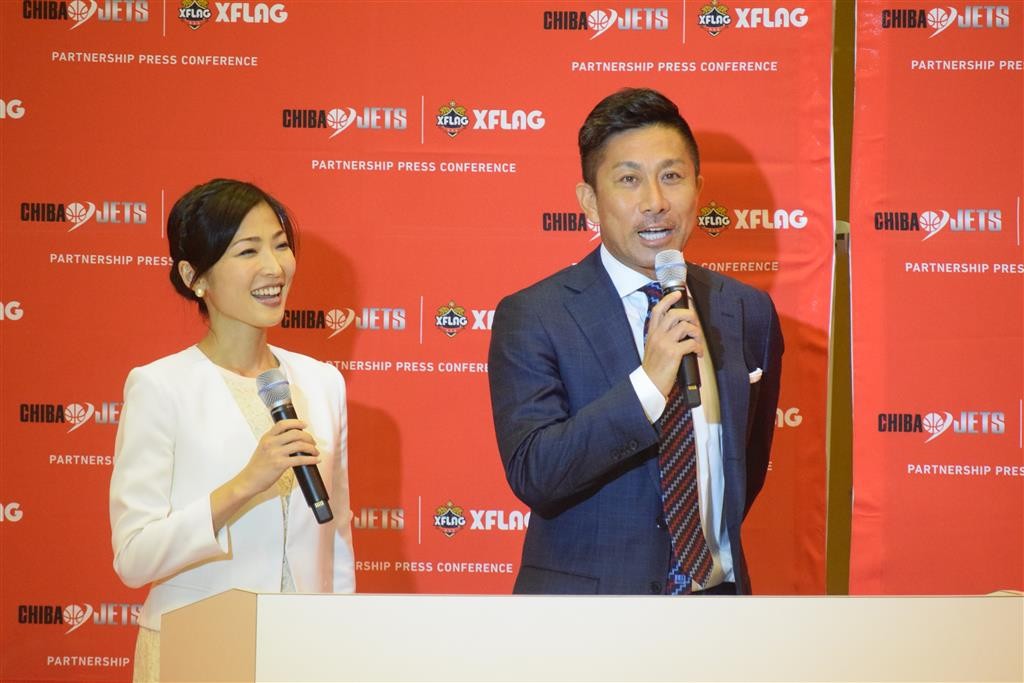 B.LEAGUE特命広報部長の前園真聖さん(右)